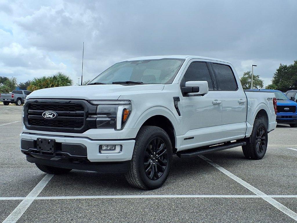 Used 2024 Ford F150 Lariat AWD/4WD image 3