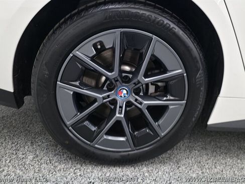 Used 2023 BMW i4 eDrive35 w/ Premium Package RWD image 10