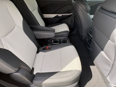 New 2026 Lexus TX 500h AWD image 22