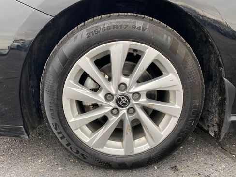 Used 2023 Toyota Camry SE image 20