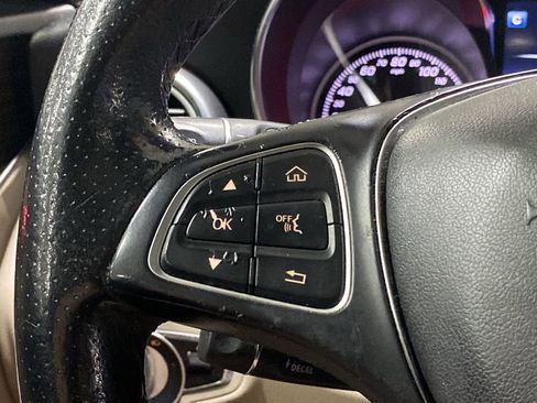 Certified 2018 Mercedes-Benz C 300 4MATIC Sedan image 11