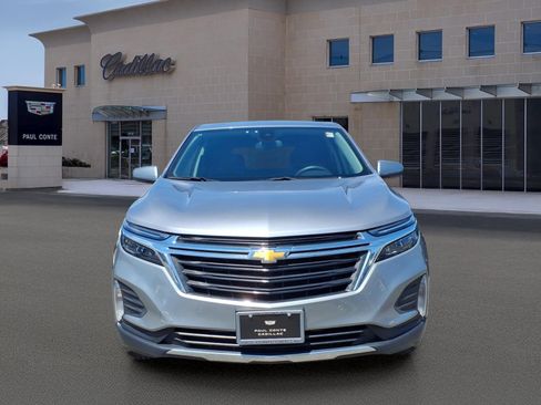 Used 2024 Chevrolet Equinox LT FWD image 2
