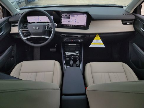 New 2026 Audi Q3 quattro 2.0T AWD/4WD image 23
