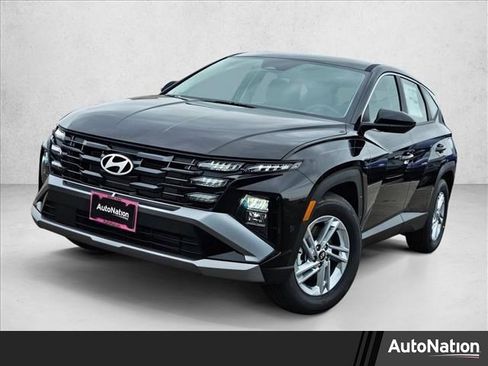 New 2026 Hyundai Tucson SE FWD image 1