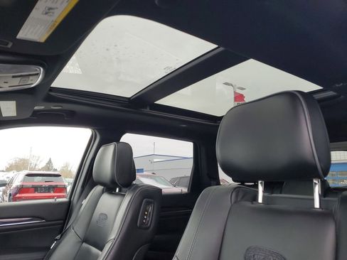 Used 2021 Jeep Grand Cherokee Overland image 6