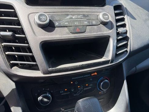 Certified 2020 Ford Transit Connect XLT FWD image 25