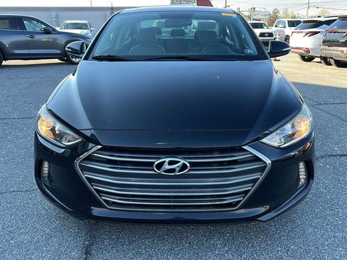 Used 2017 Hyundai Elantra Limited w/ Limited Tech Package 04 image 8