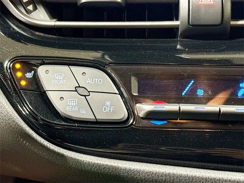 Used 2019 Toyota C-HR Limited image 18