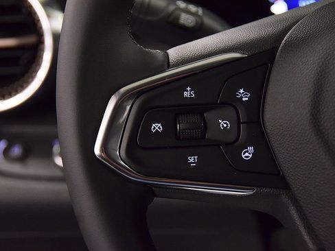 New 2025 Chevrolet Trax ACTIV w/ Driver Confidence Package image 19