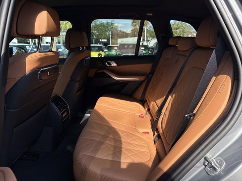 Used 2026 BMW X5 xDrive50e AWD/4WD image 19