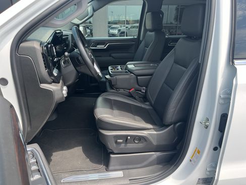 Used 2026 GMC Sierra 1500 SLT AWD/4WD image 30