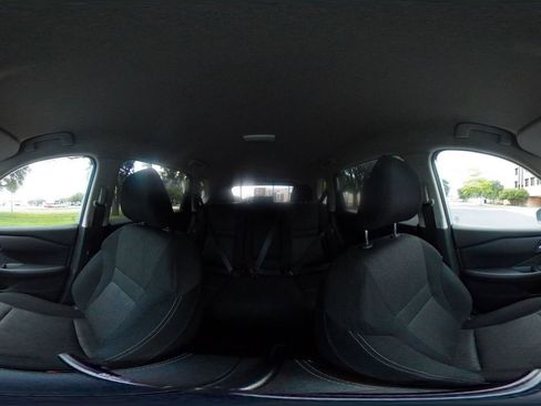 Used 2025 Nissan Rogue SV FWD image 37
