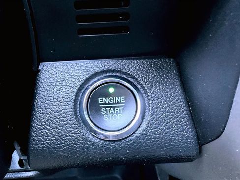 Used 2015 Ford F150 Lariat w/ Equipment Group 502A Luxury image 34