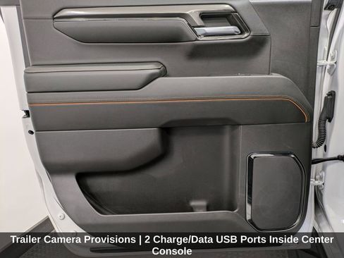 Used 2024 GMC Sierra 1500 AT4 w/ Technology Package image 29