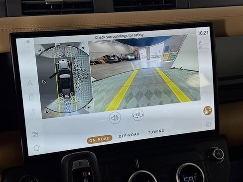 New 2026 Land Rover Defender 110 X-Dynamic SE image 17