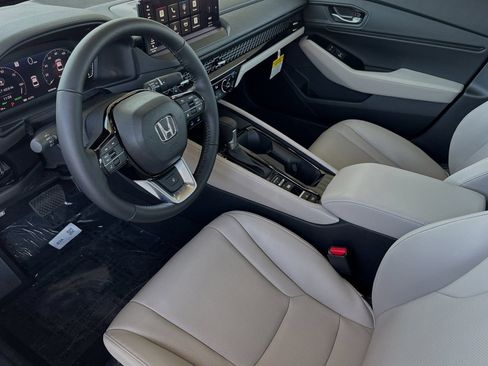 New 2025 Honda Accord Touring image 9