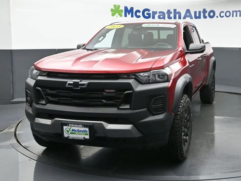 Used 2023 Chevrolet Colorado Trail Boss image 5