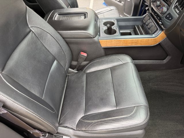 Used 2016 Chevrolet Silverado 1500 LTZ w/ LTZ Plus Package AWD/4WD image 29