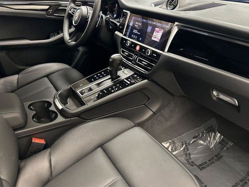 New 2025 Porsche Macan image 83