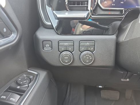 New 2026 Chevrolet Silverado 1500 RST w/ RST Select Package AWD/4WD image 16