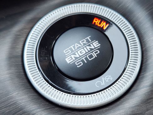 New 2025 Jeep Grand Cherokee Limited image 17