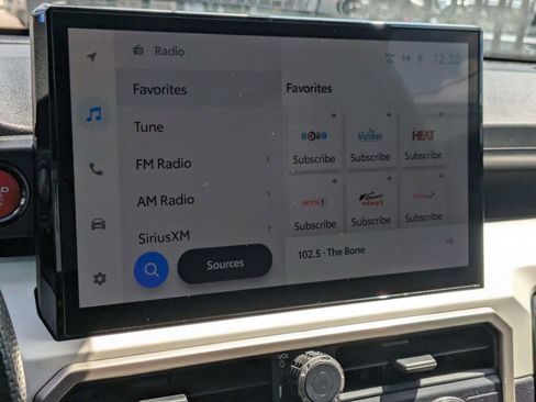 Used 2024 Toyota Tacoma TRD Off-Road image 19