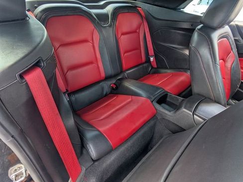 Used 2022 Chevrolet Camaro LT RWD image 15