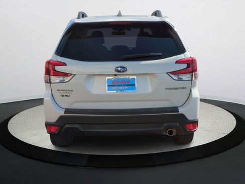 Used 2019 Subaru Forester Limited w/ Popular Package #3 image 5