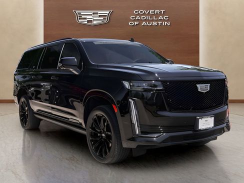 Certified 2024 Cadillac Escalade ESV Sport w/ LPO, ONYX Package AWD/4WD image 6