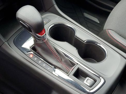 Certified 2023 Chevrolet Equinox RS w/ LPO, Floor Liner Package image 19