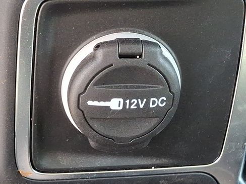 Used 2024 Jeep Wrangler Unlimited w/ Convenience Group AWD/4WD image 28