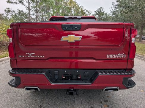 Used 2024 Chevrolet Silverado 1500 High Country w/ Z71 Off-Road Package image 7