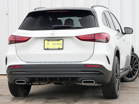 Used 2022 Mercedes-Benz GLA 250 GLA 250 w/ Premium, AMG Line & image 4