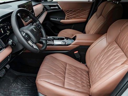 Used 2025 Mitsubishi Outlander SEL image 9