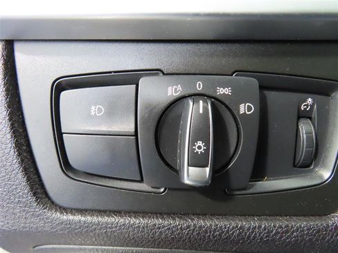 Used 2017 BMW 340i Gran Turismo xDrive image 21