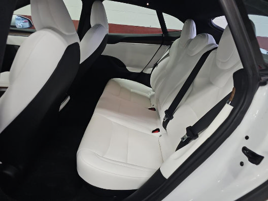 Used 2022 Tesla Model S AWD/4WD image 9