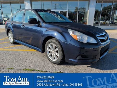Used 2012 Subaru Legacy 2.5i Premium AWD/4WD image 1