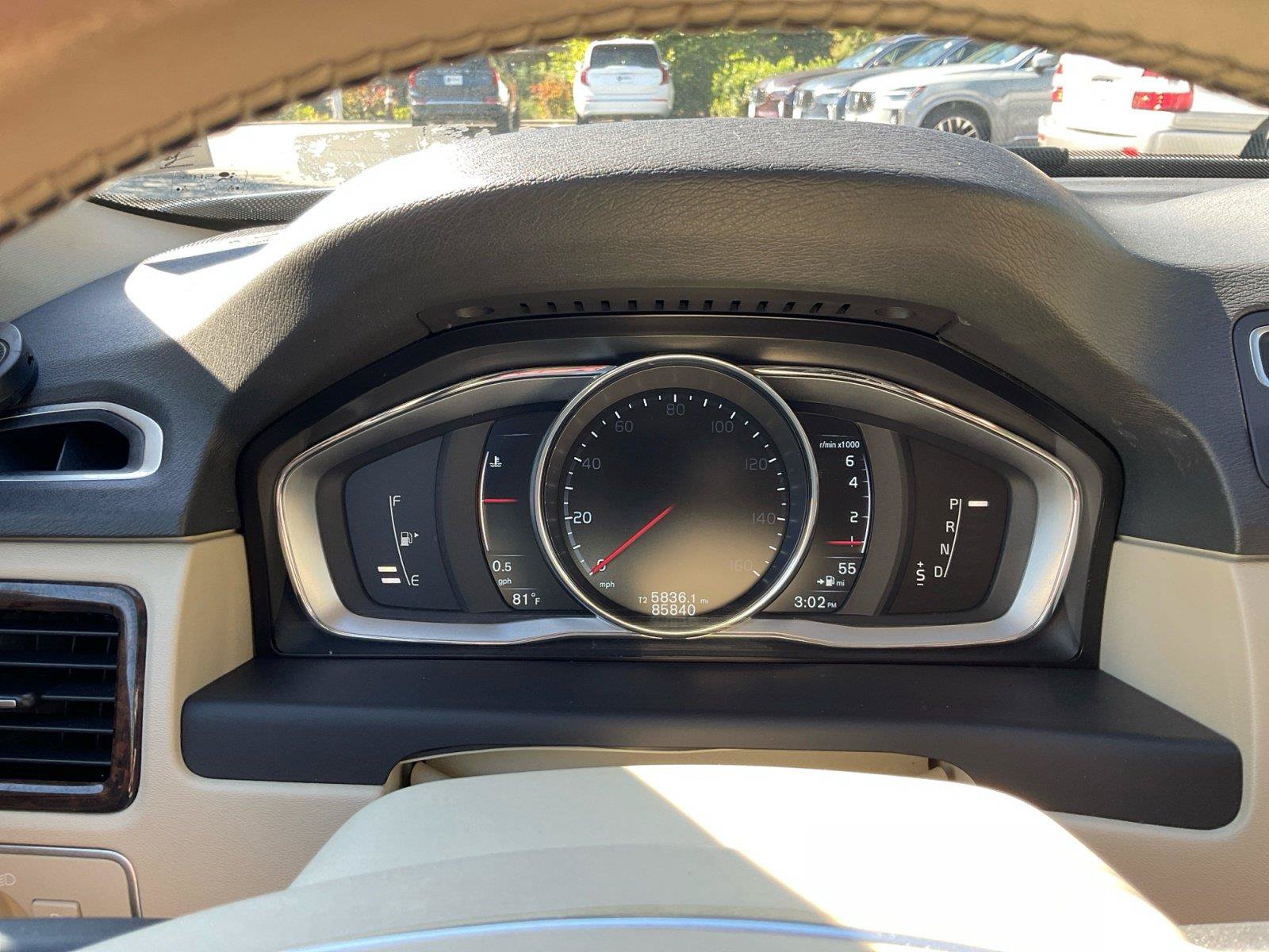 Used 2016 Volvo XC70 T5 Premier w/ Protection Package AWD/4WD image 18