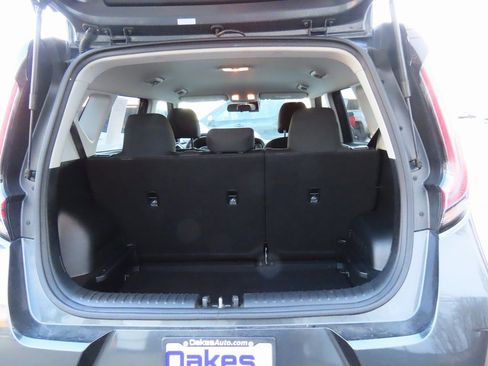 Used 2024 Kia Soul LX w/ Option Group 015 image 17