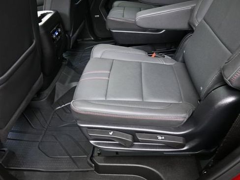 Used 2025 Chevrolet Tahoe RST w/ Advanced Technology Package AWD/4WD image 24