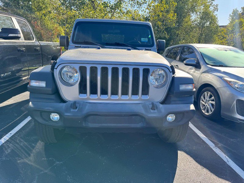 Used 2018 Jeep Wrangler Unlimited Sport S AWD/4WD image 3