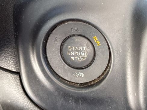 Used 2019 Jeep Wrangler Rubicon AWD/4WD image 28