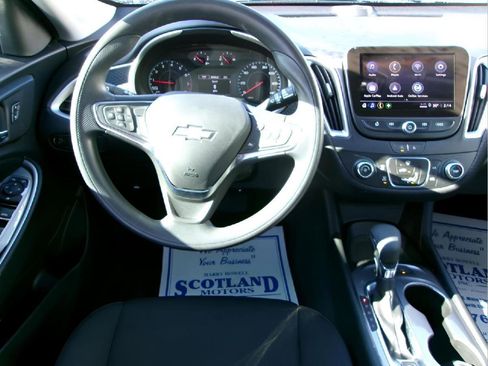Used 2024 Chevrolet Malibu LS image 11