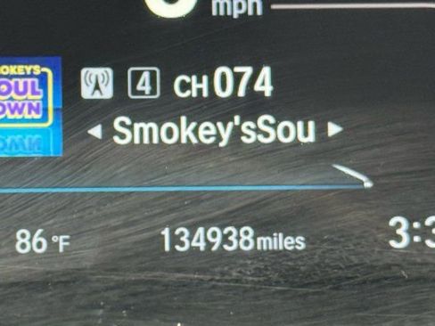 Used 2017 Honda CR-V Touring image 9