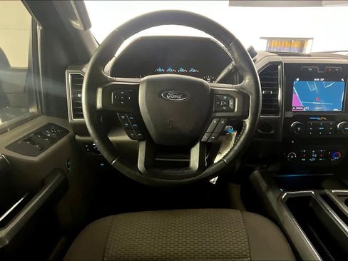 Used 2018 Ford F150 XLT w/ Equipment Group 302A Luxury image 5