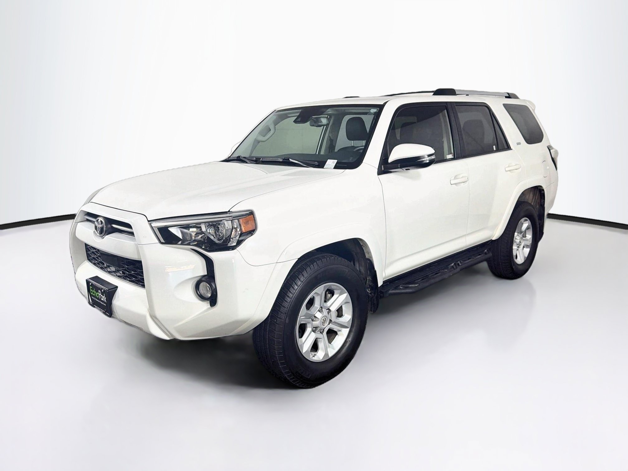 Used 2020 Toyota 4Runner SR5 Premium w/ Moonroof Package AWD/4WD image 3