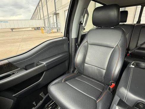 Used 2025 Ford F250 Lariat w/ Lariat Ultimate Package AWD/4WD image 39