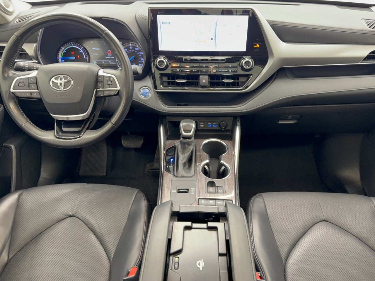 Used 2022 Toyota Highlander Platinum AWD/4WD image 17