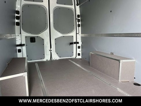 New 2025 Mercedes-Benz Sprinter 2500 image 13