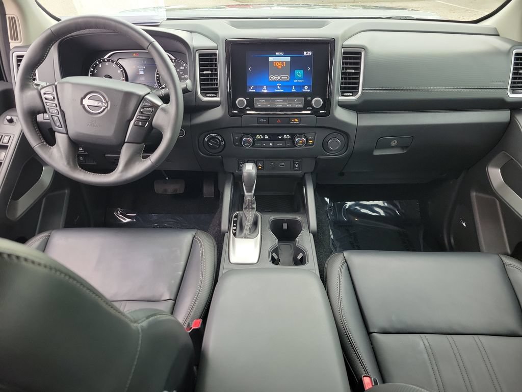 Certified 2024 Nissan Frontier SL w/ Technology Package AWD/4WD image 11
